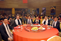 UniStrong��������Ƭ����